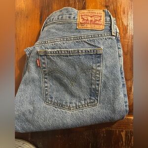 Levi's 501 women’s  Classic Denim Jeans